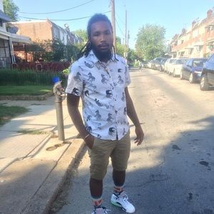 Meet your Posher, Eric